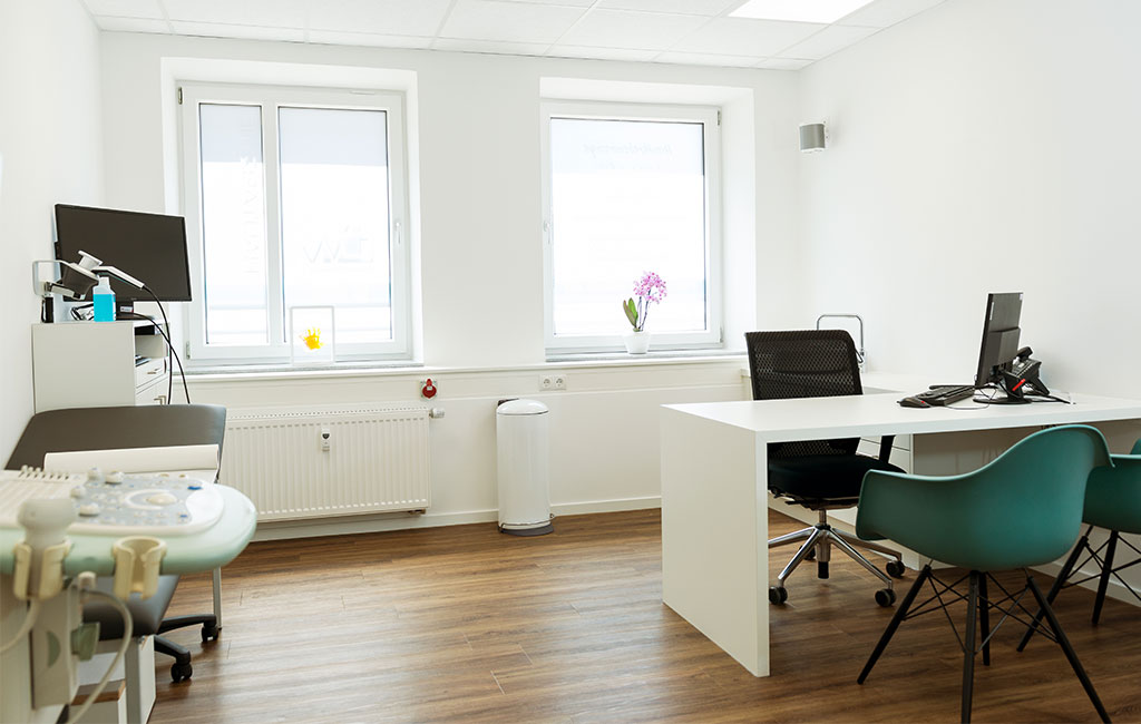 Behandlungszimmer Dermatologische Privatpraxis Wesel